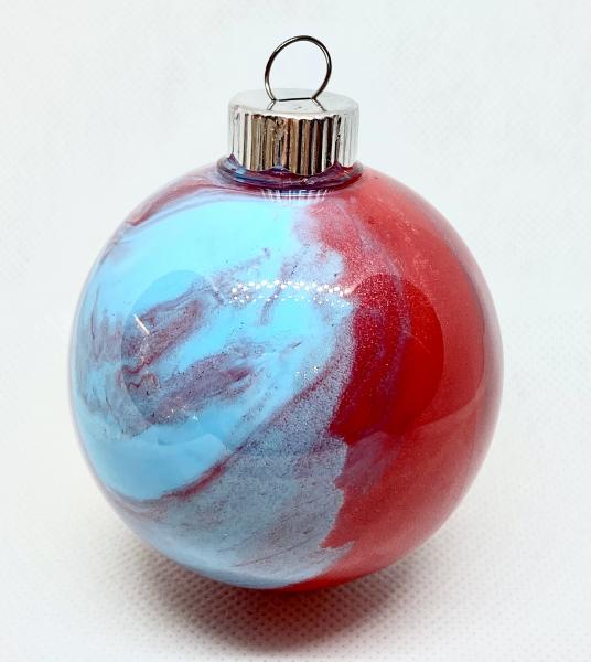 Acrylic pour Christmas ornament picture
