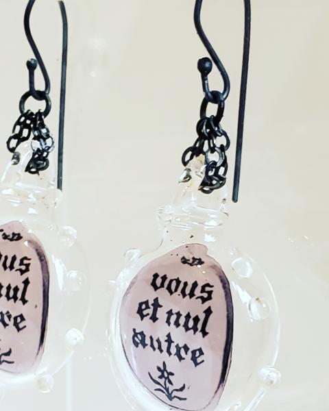 vous et nul autre earrings (you and no other) picture