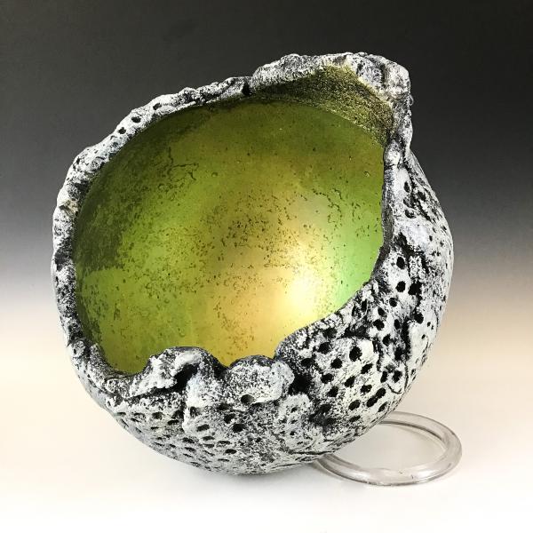 Chartreuse Glowing Stone picture
