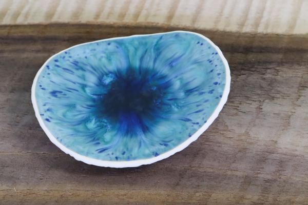 Reef Oval Dish in Shallow Seas
