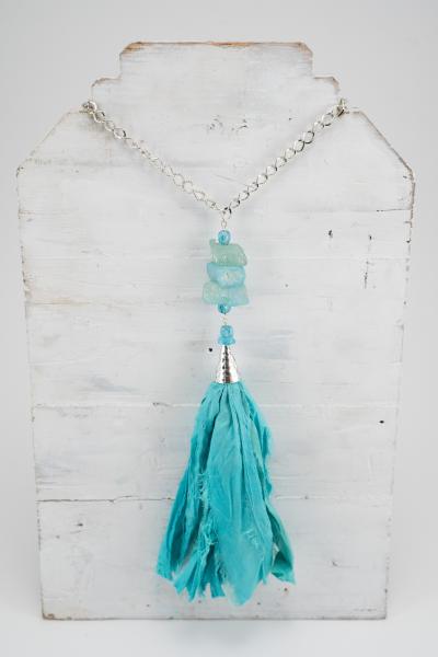 Caribbean blue agate chunk necklace with matching tassel picture