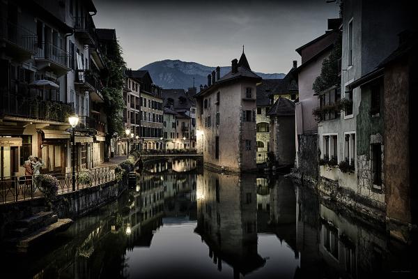 Lake Annecy picture