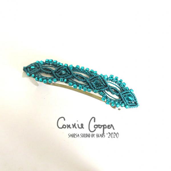BARRETTE, MEDIUM, TEAL ON WHITE MBAR20-4259