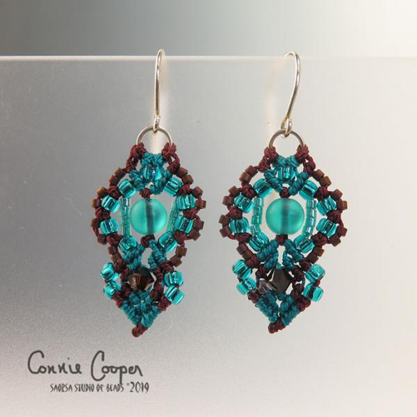 Crowns in Teal & Mahogany  ME18-3671