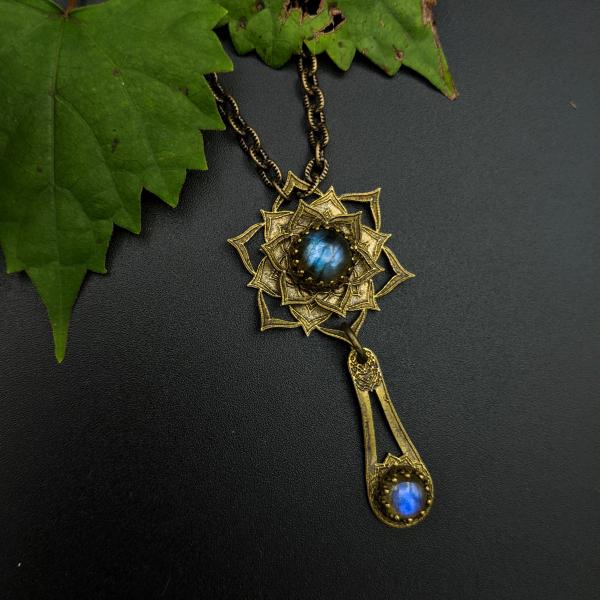 etched flower mandala necklace with labradorite