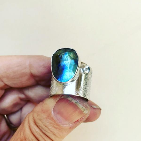 Labradorite Ring with Aquamarine picture