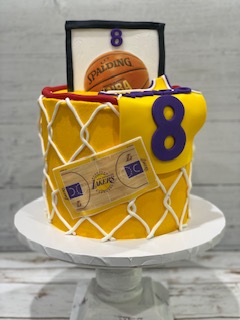 Custom Cakes picture