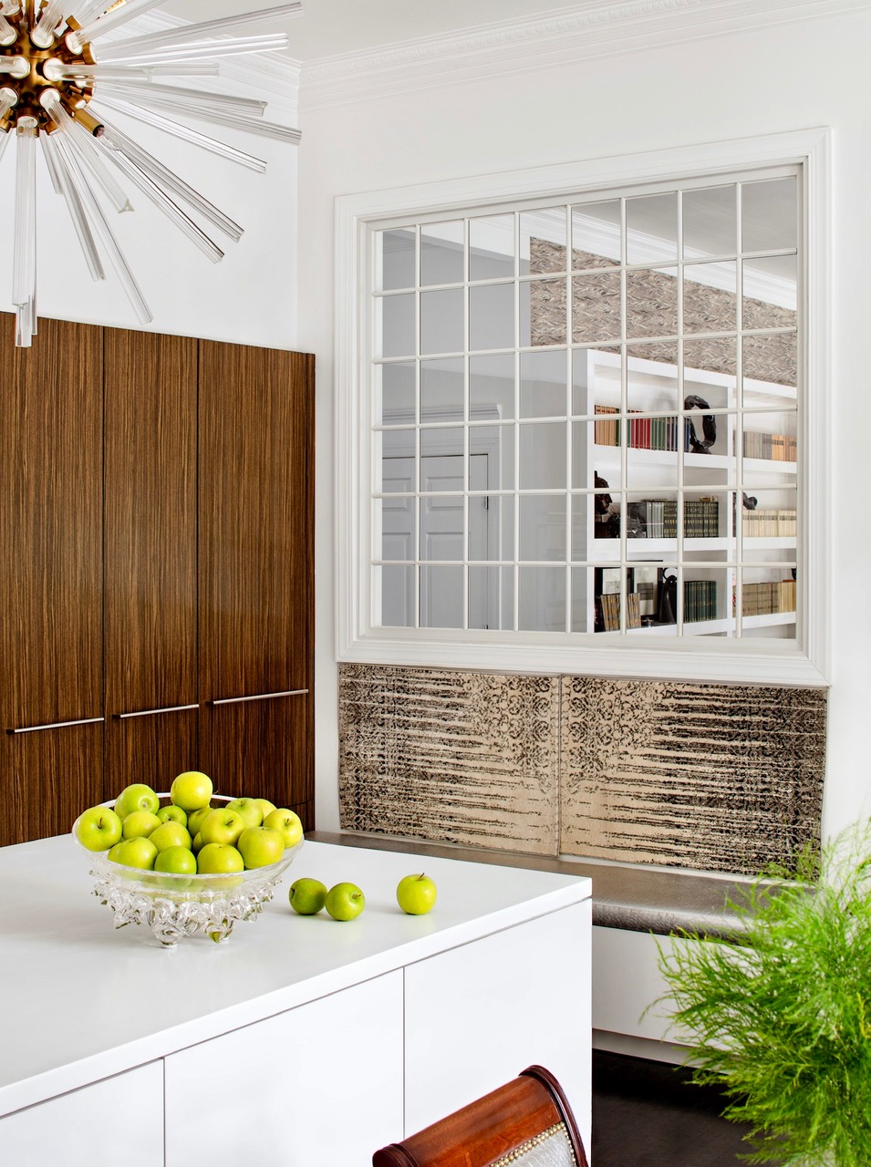 18" TILTED THORN picture