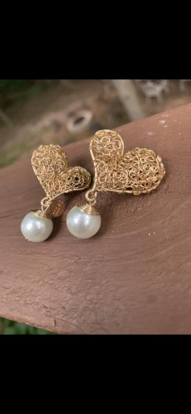 Pearl Heart Earrings picture