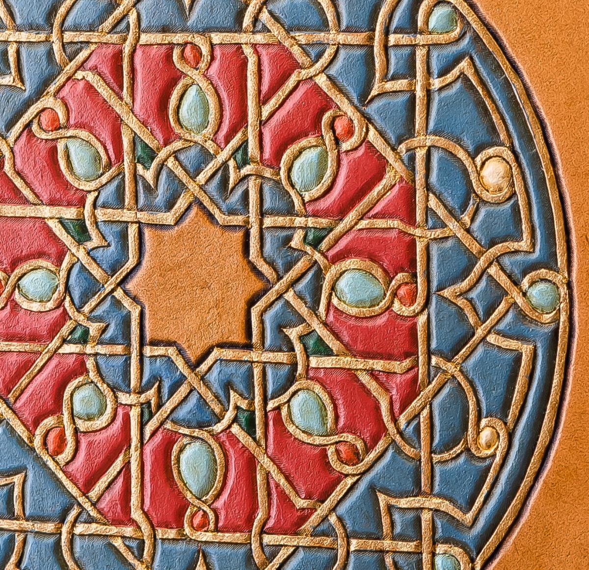 Knotwork panel adapted from Golden Haggadah picture