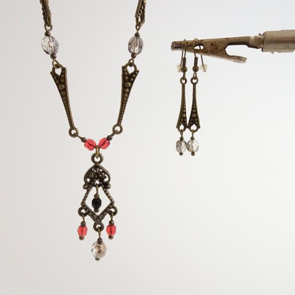 Victorian Necklace and Earrings Set