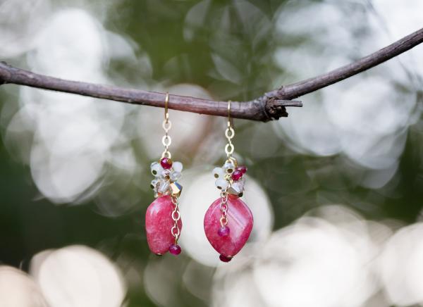 Pebbles by the Pond - Strawberry Gemstone