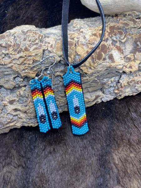 Beaded pendant/earring set picture