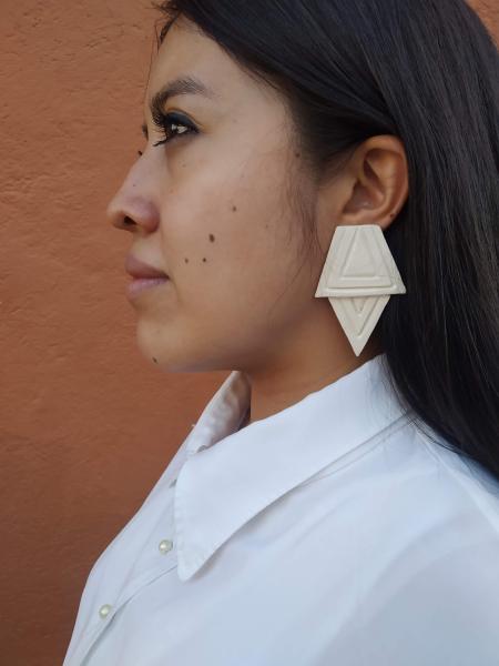 Coyol Earring - All White picture