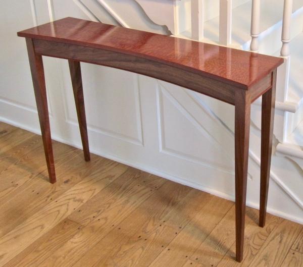 Lacewood Concave Foyer/Sofa table
