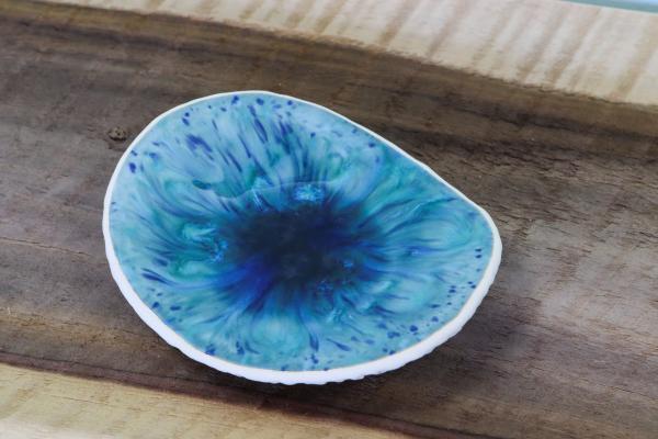 Reef Oval Dish in Shallow Seas