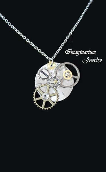 Gear Necklace With Spinning Gears 2