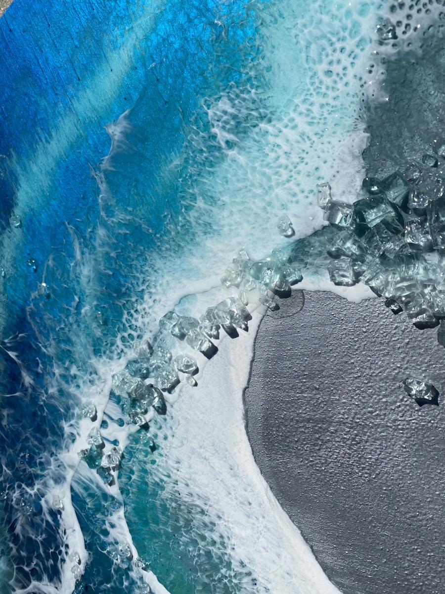 35&rdquo; circle glass  wave picture