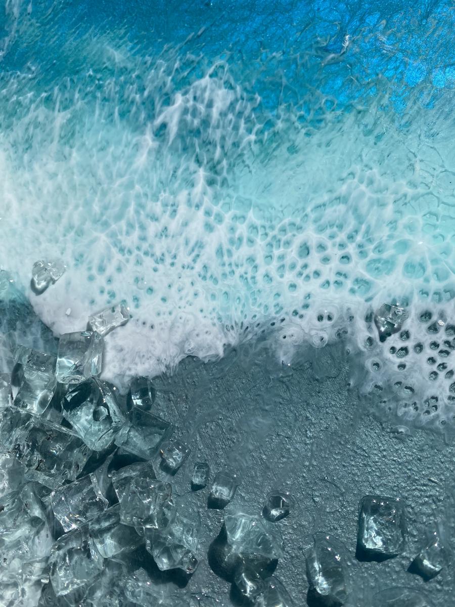 35&rdquo; circle glass  wave picture