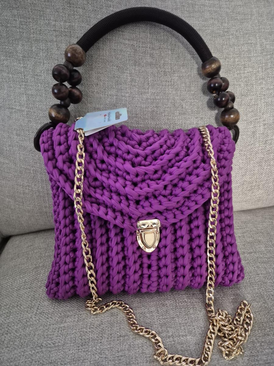 Handmade  purses with t-shirt yarn picture