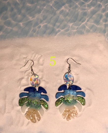Making Waves, beach style Resin earrings picture