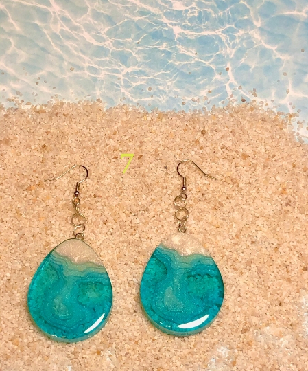 Making Waves, beach style Resin earrings picture