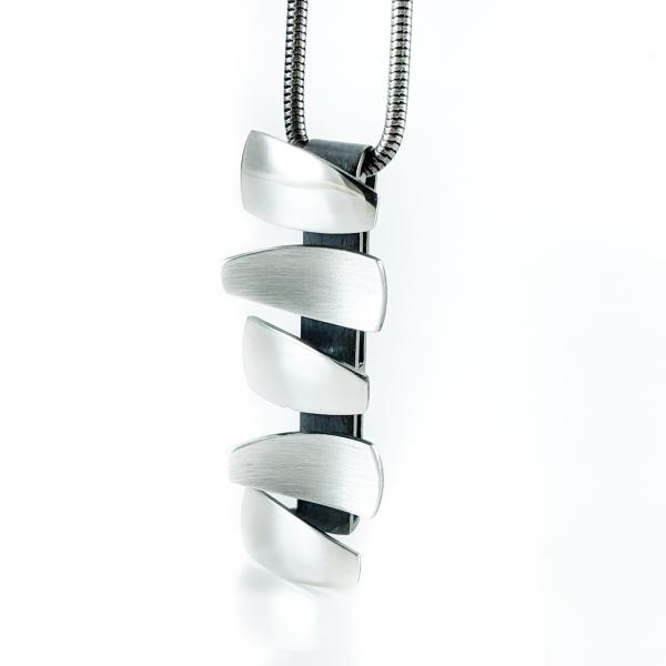 5 Wedge Vertical Pendant picture