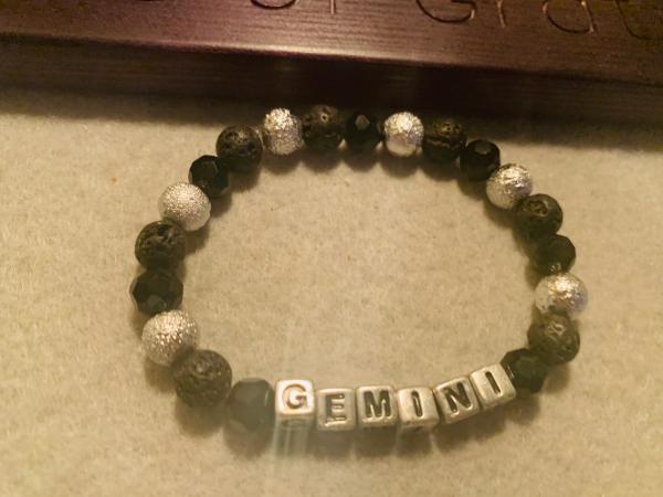 Personalized Beaded Zodiac Sign Bracelet