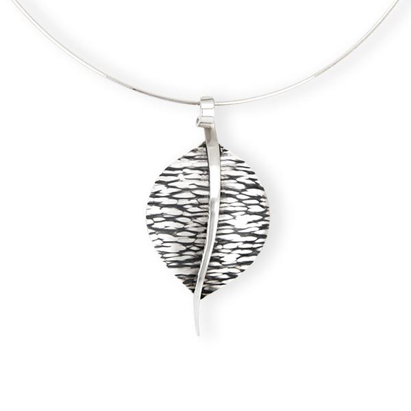 Leaf Pendant - Large picture