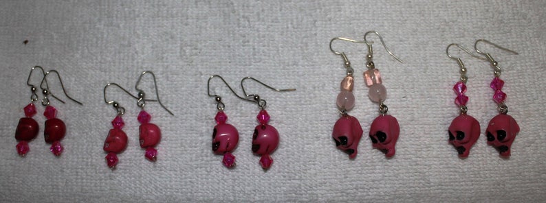 Skull Earrings picture