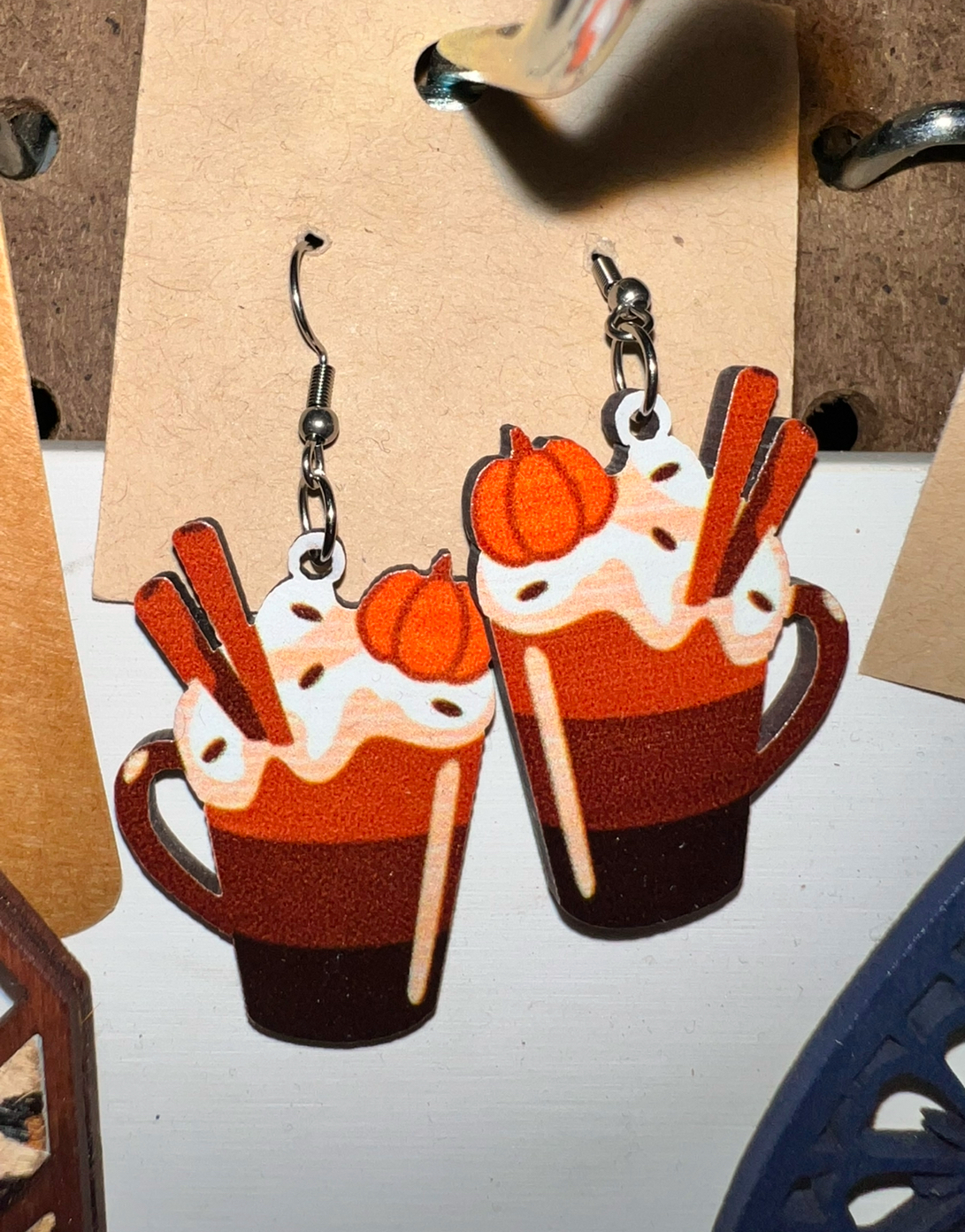 Seasonal jewelry picture