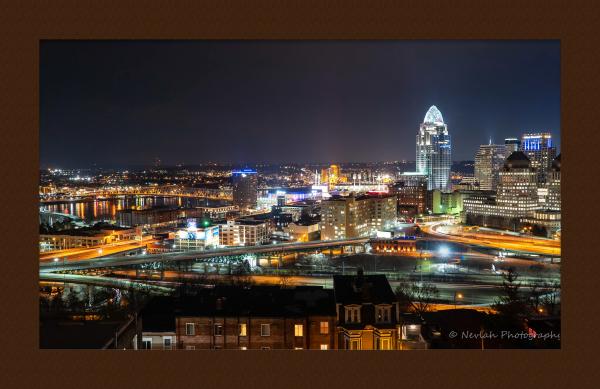 Cincinnati at Night picture