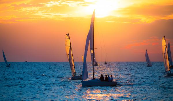 Lake Erie Sailing picture