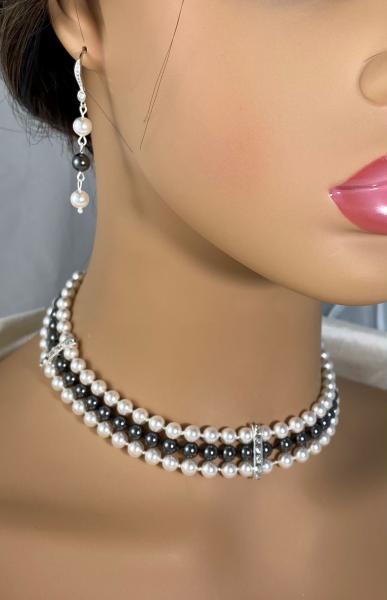 White Black Triple Strand Pearl Choker picture