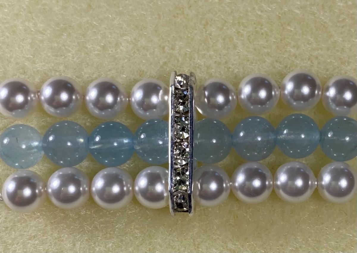 White Black Triple Strand Pearl Choker picture