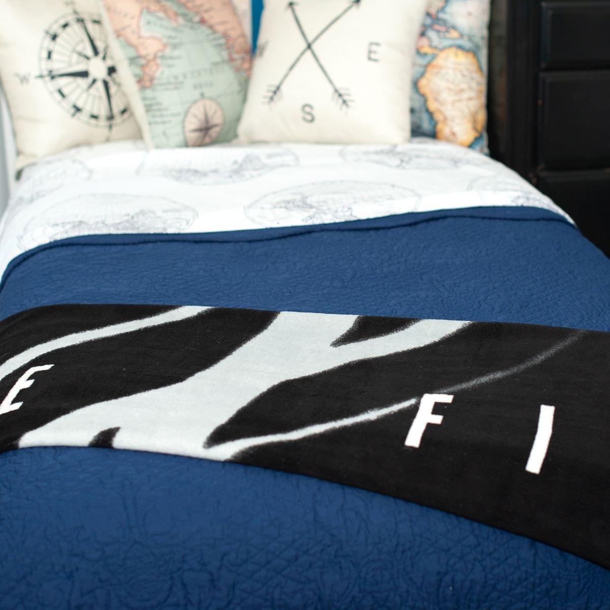 The X-Files I Want To Believe Fleece Throw Blanket picture