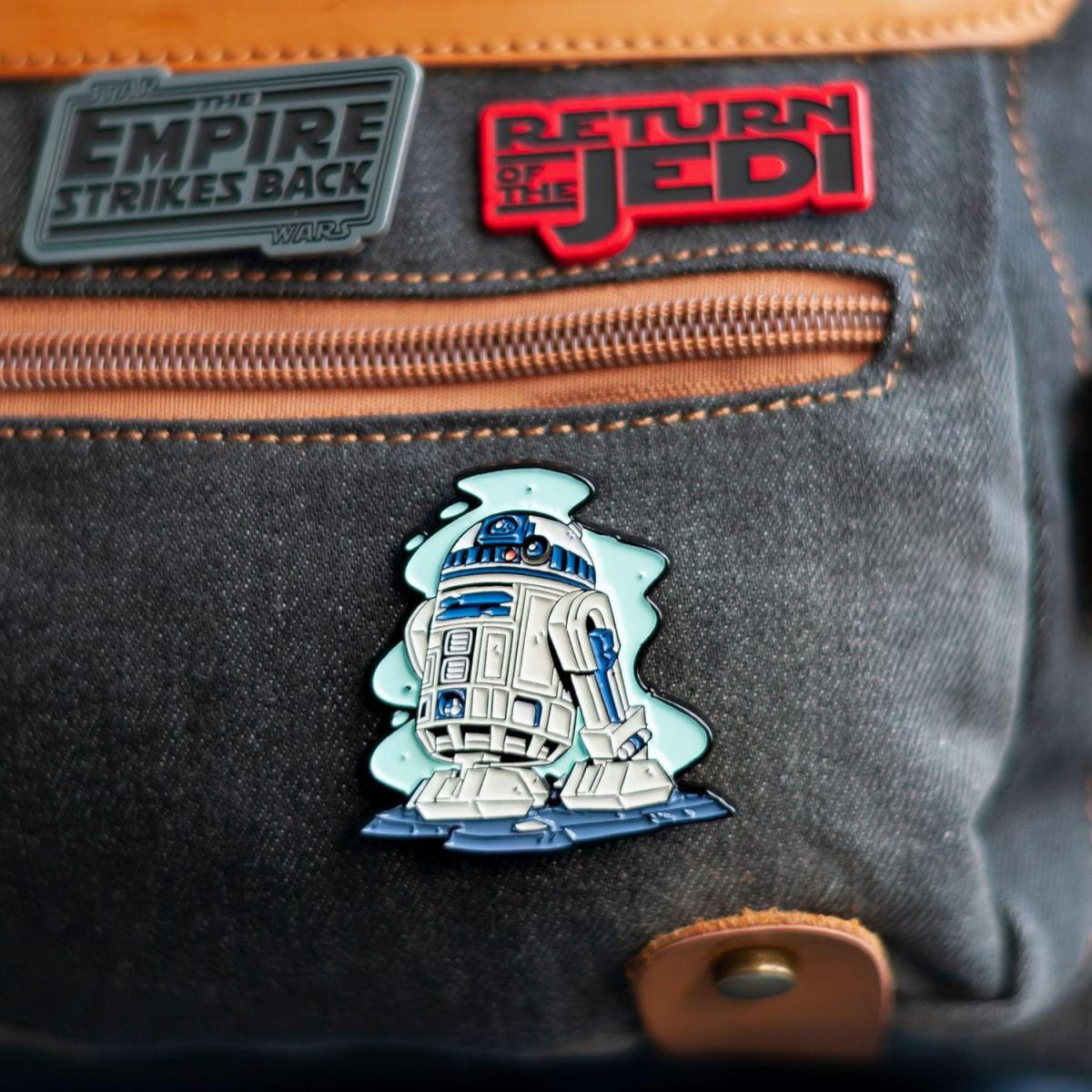 Star Wars Derek Laufman Collector Pin, R2-D2 picture