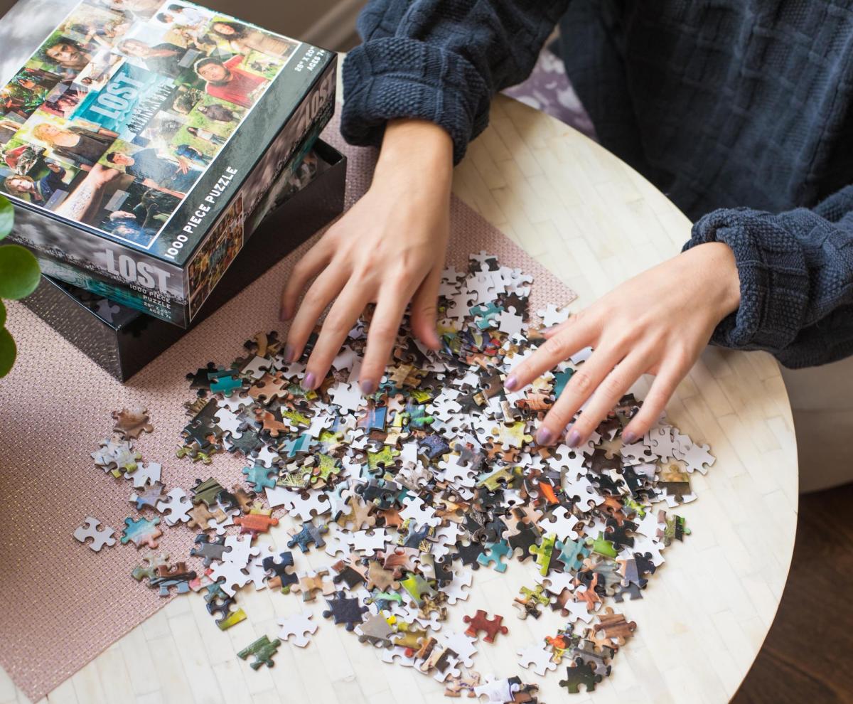 LOST Collage 1000 Piece Jigsaw Puzzle picture