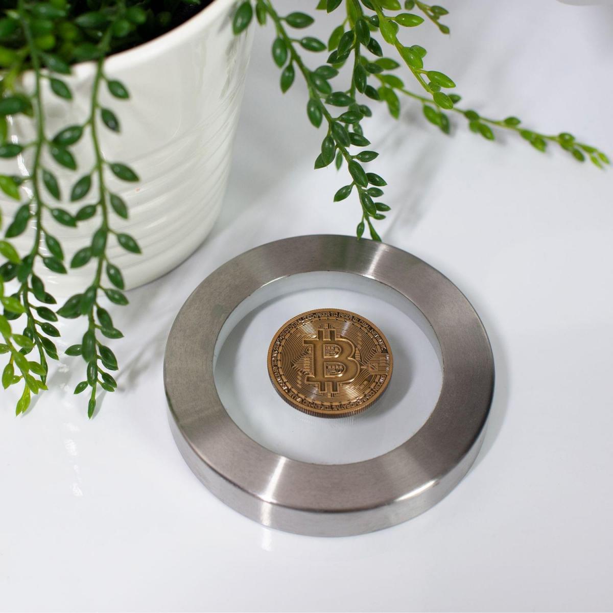 Bitcoin Bronze Plated Commemorative Collector's Coin picture