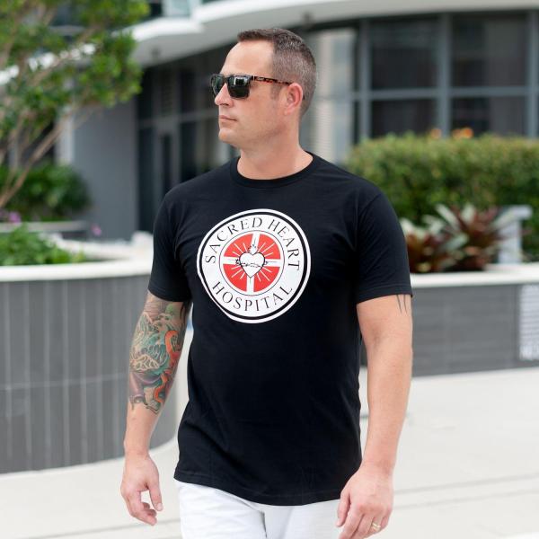 Scrubs "Sacred Heart Hospital" Men's Black T-Shirt - Large picture