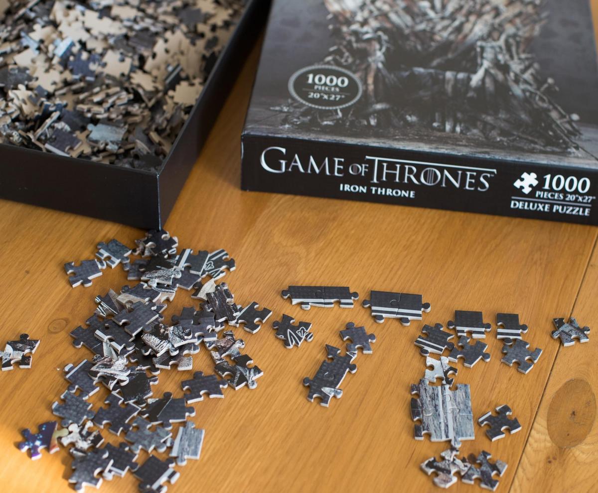 Game of Thrones Iron Throne 1000-Piece Puzzle picture