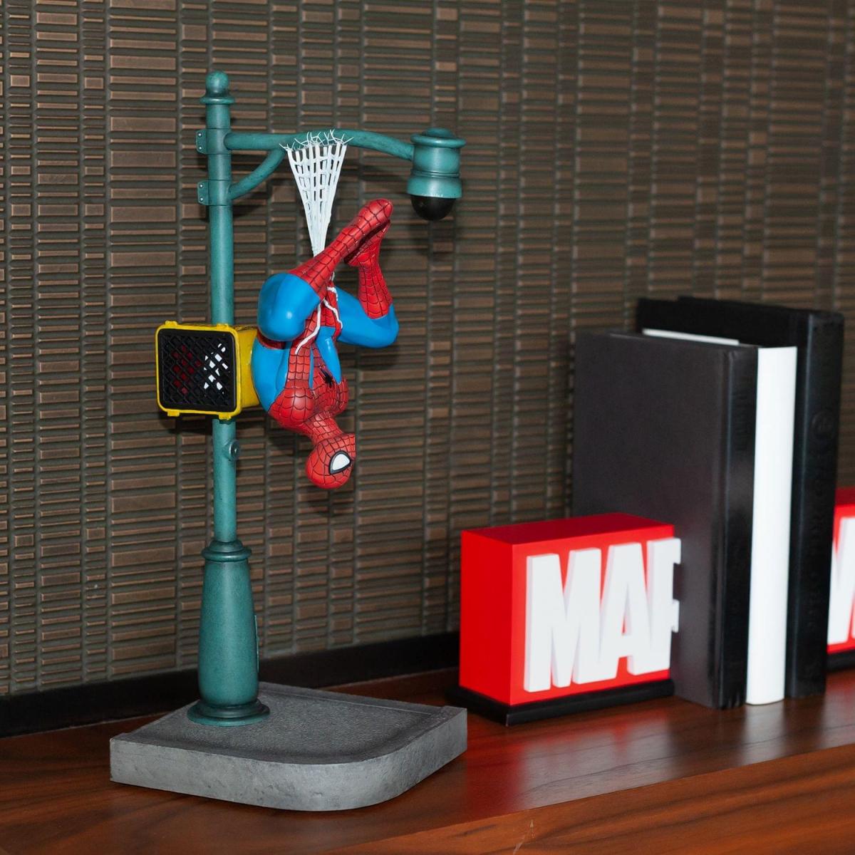 Marvel Spider-Man 14 Inch Collector's Gallery Resin Statue picture