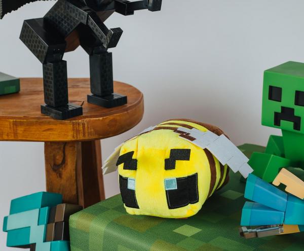 Minecraft Happy Explorer 4.5 Inch Plush | Bee picture