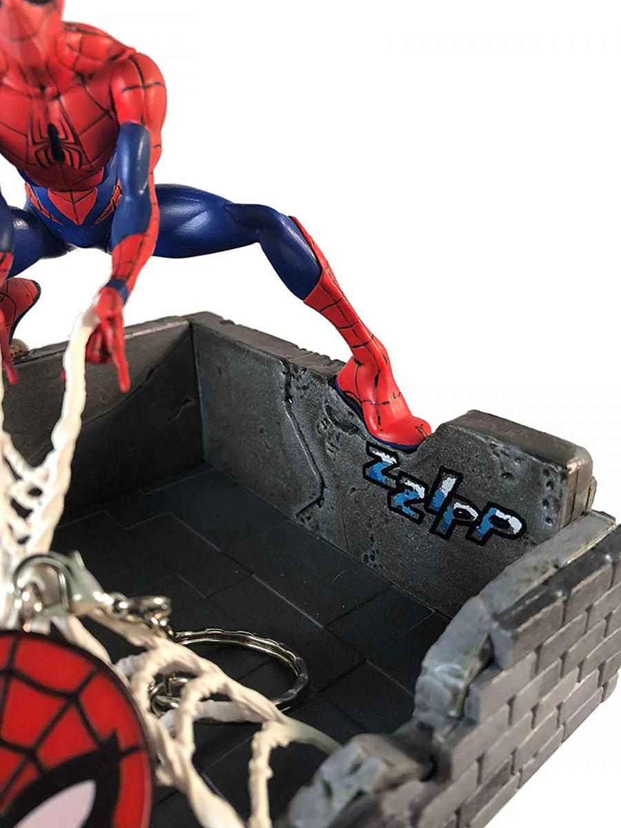 Marvel Spider-Man Finders Keyper PVC Statue picture