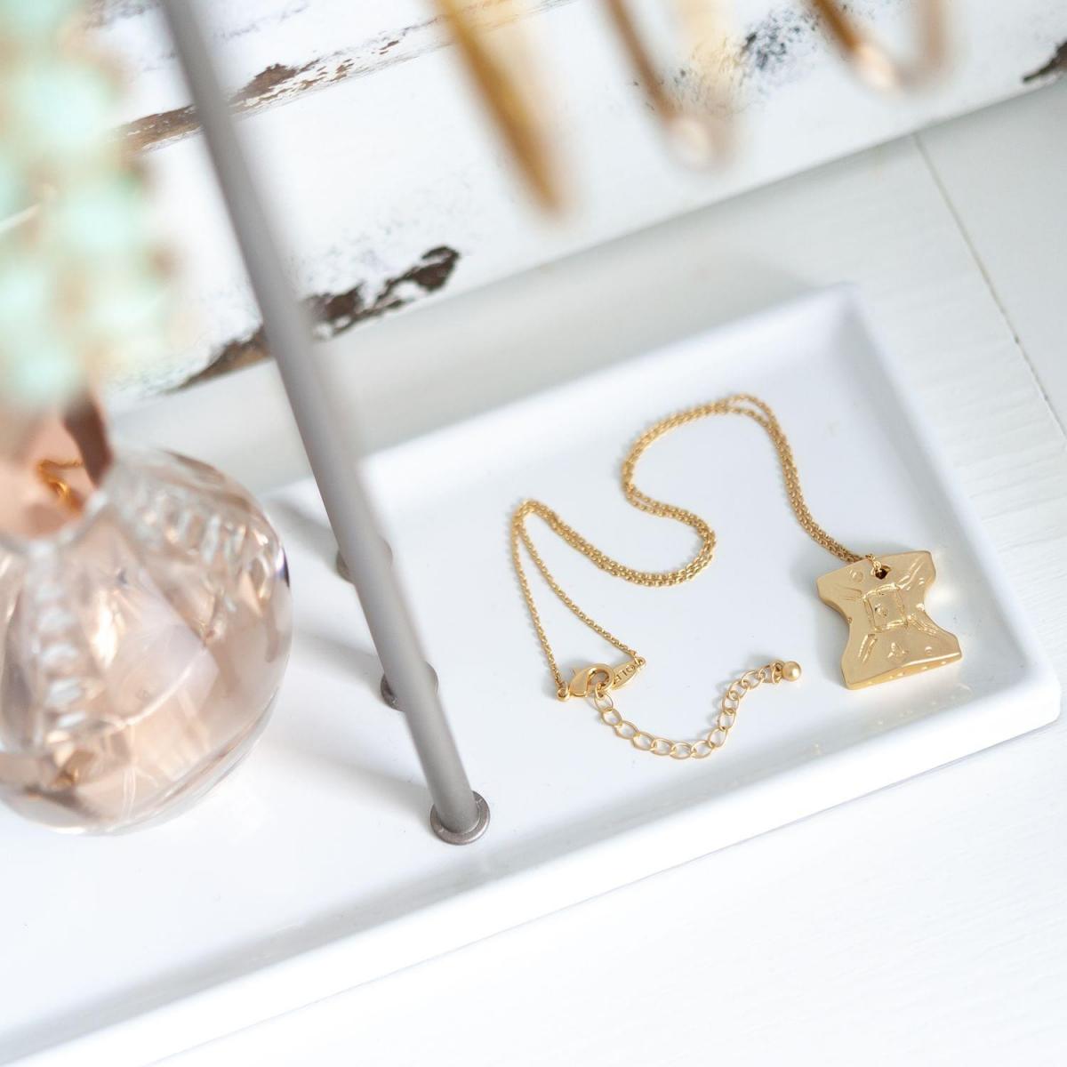 Star Wars Padme Amidala Japor Snippet Necklace Boxed 2019 picture