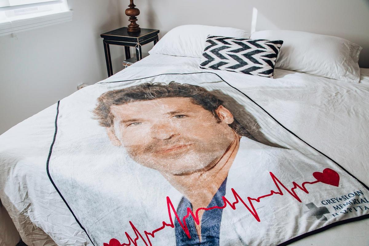 Greys Anatomy McDreamy 45 x 60 Inch Fleece Throw Blanket picture