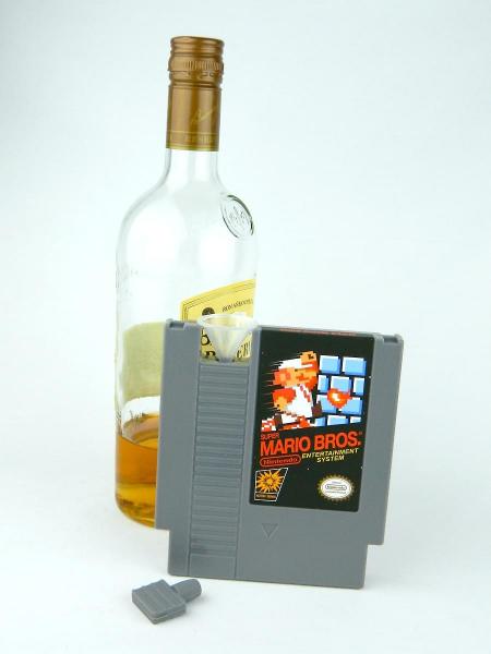Super Mario Bros. 5 ounce NES Cartridge Flask picture
