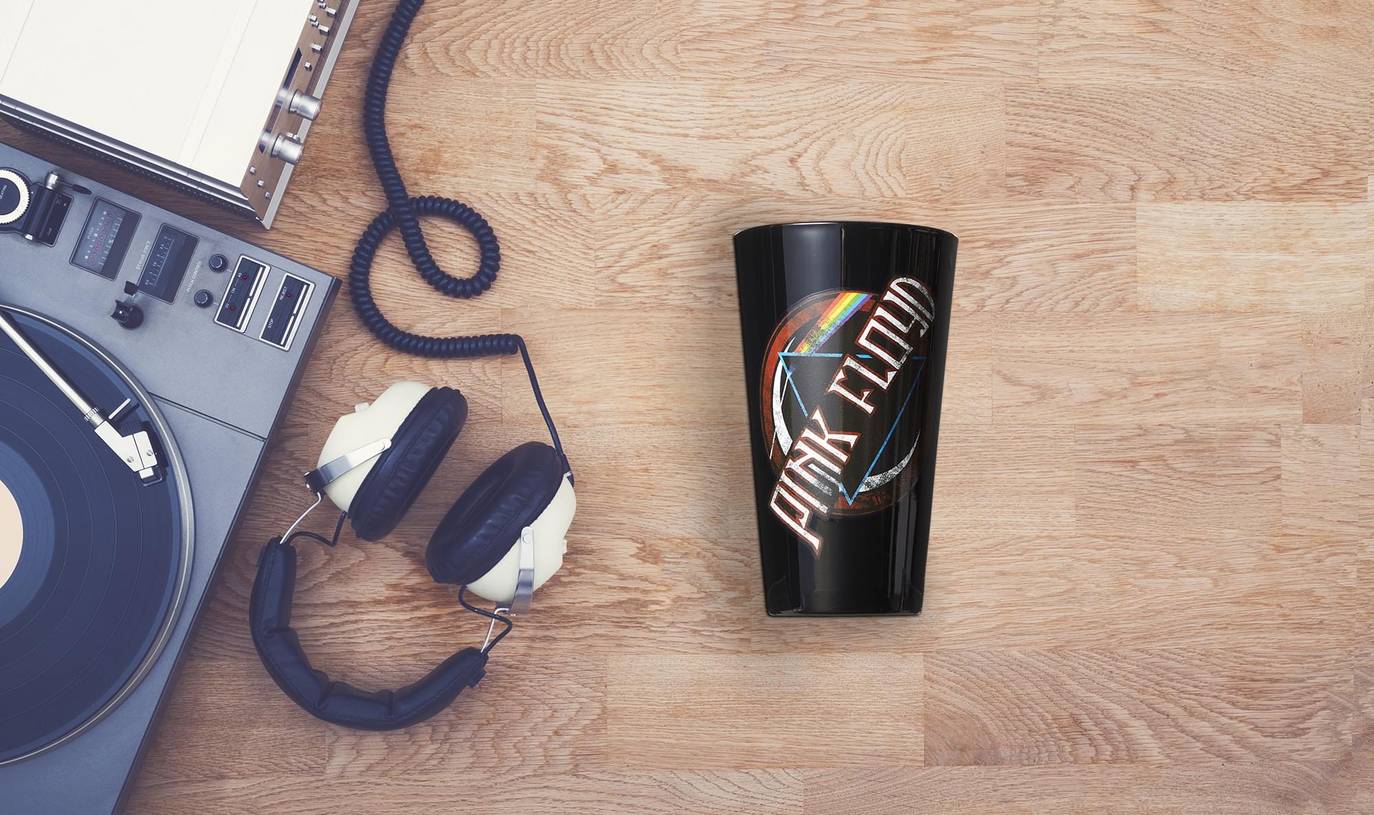 Pink Floyd Dark Side of the Moon 16oz Pint Glass picture