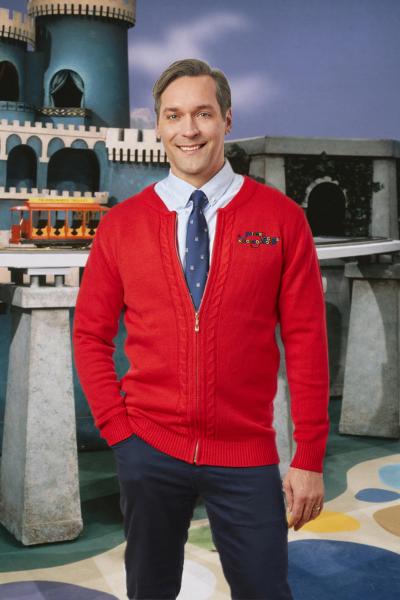 Mister Rogers Collectible Sweater Adult Size Large picture