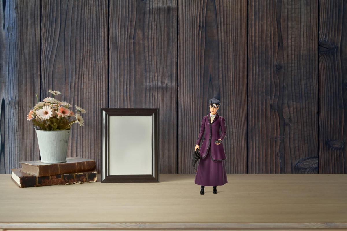 Doctor Who 5" Action Figure Missy picture